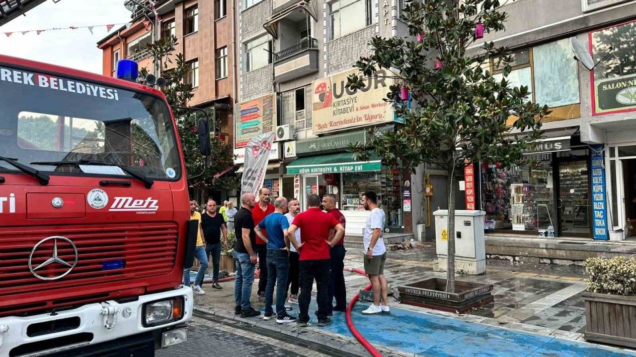Zonguldak’ta 6 katlı binada yangın paniği: 1 yaralı
