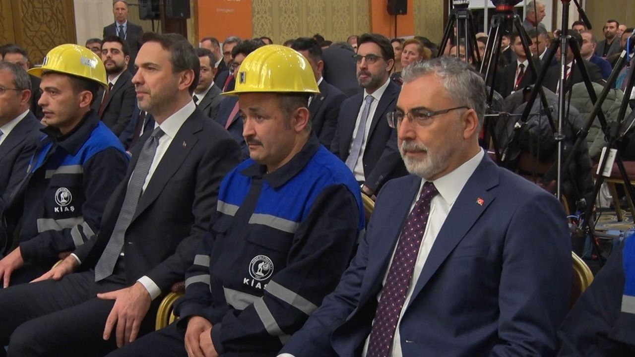 Bakan Bayraktar: "Madencilerimizin tecrübesini afet koordinasyonu kapsamında kurumsal yapı haline getireceğiz"