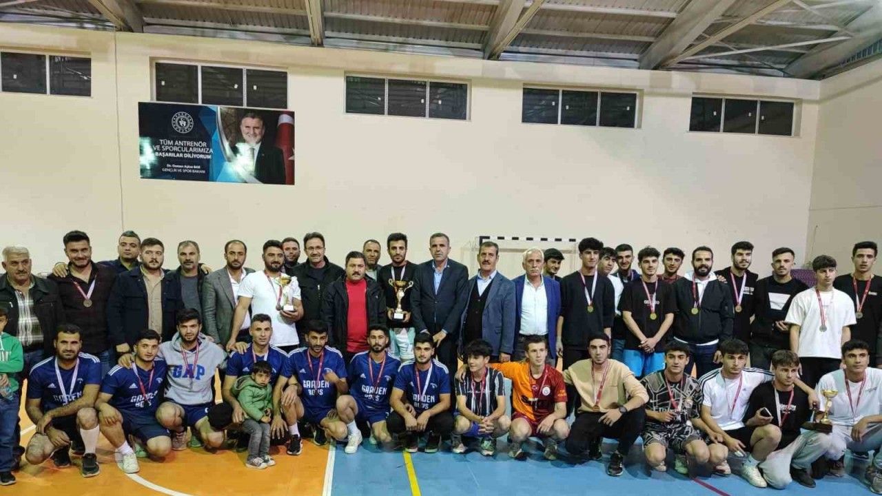 Sincik’te voleybol turnuvası düzenlendi