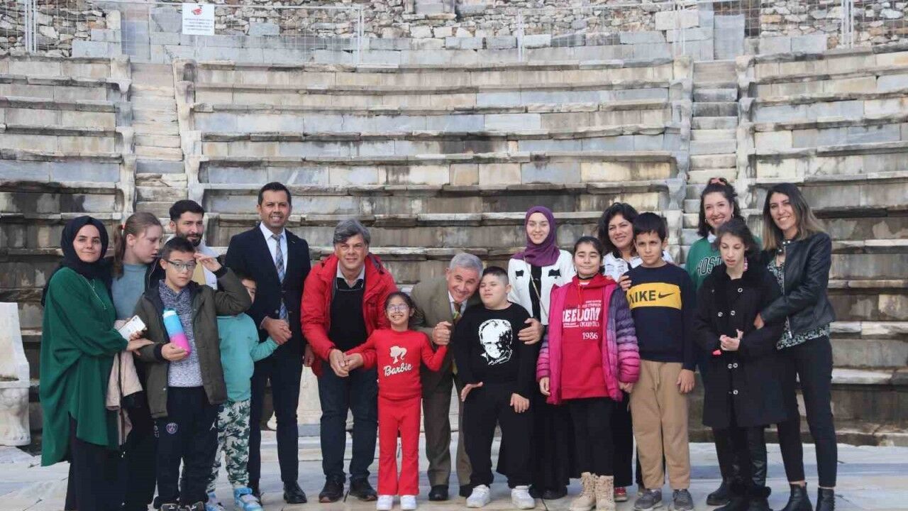 ‘Metropolis’te Zaman Yolculuğu’ projesi ile hem eğleniyor hem öğreniyorlar