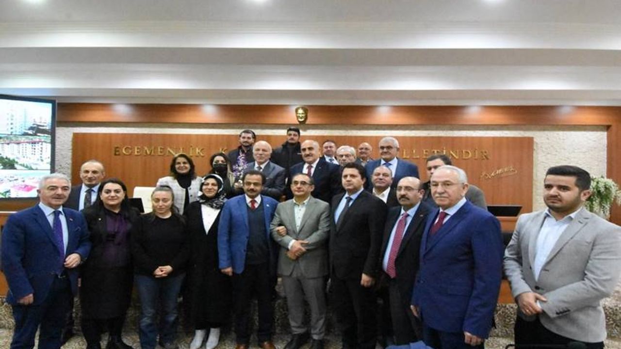 Erzurum Kent Konseyi, Başkan Mehmet Sekmen'e Destek ve Tebrik Ziyaretinde Bulundu