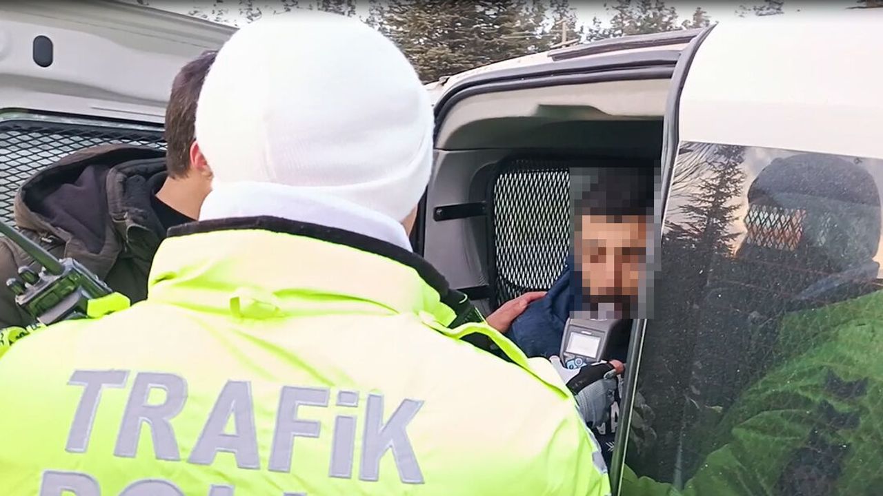 Polisten kaçarken otomobiliyle 5 araca çarptı; gözaltına alınan sürücüye 63 bin lira ceza