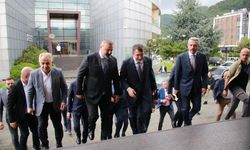 Cumhurbaşkanı Yardımcısı Cevdet Yılmaz, Çaykur Rizespor’u Ziyaret Etti