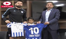 Erzurumspor FK'li Minik Taraftarın Eren Tozlu Sevgisi Karşılıksız Kalmadı