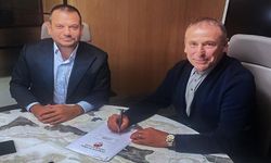 Abdullah Avcı, Boş Sözleşmeyi İmzaladı