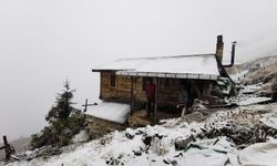 Rize'nin Yüksek Kesimlerine Kar Yağdı