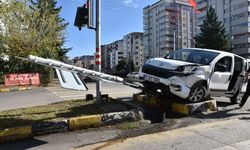 Trabzon'daki Trafik Kazasında 2 Kişi Yaralandı