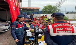 Artvin'de Jandarma Ekipleri Okulları Ziyaret Ediyor
