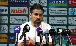 Çaykur Rizespor Teknik Direktörü İlhan Palut: 'Hatalarla Panikle Dolu Bir Oyundu'