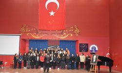 Trabzon'da 60 Lise Öğrencisi Filistinli Çocukların Ölümüne Sessiz Kalanlara "Susma" Dedi