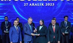 Atatürk Üniversitesi Törenden 3 Ödülle Ayrıldı