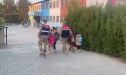 Jandarma okul çevrelerinde denetimlerini sürdürüyor