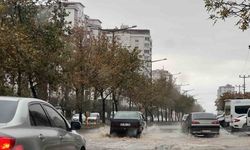 Kahramanmaraş’ta şiddetli yağış su taşkınlarına neden oldu