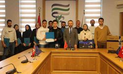 RTEÜ'de "Mavi Büyüme Fikir Yarışması"nda Dereceye Giren Öğrencilere Ödülleri Verildi