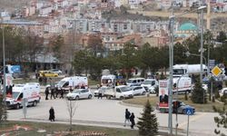 Bayburt'ta Ambulans Kaza Yaptı: 2 Yaralı