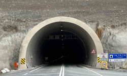 Artvin’de çatlak ve açılmaların oluştuğu tünelde kaymanın durduğu bildirildi