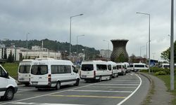 Rize-Trabzon Güzergahındaki Minibüsçüler Kontak Kapattı