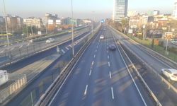 İstanbul-Yılın ilk günü İstanbul'da yollar boş kaldı