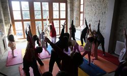 Sömestir tatilindeki çocuklar için 'Müzede yoga' etkinliği