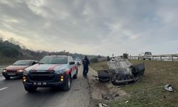 Tekirdağ'da otomobil takla attı; 2 yaralı