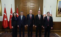 TBMM Başkanı Kurtulmuş, Meclis personeliyle bayramlaştı