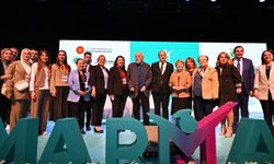 İlber Ortaylı’dan öğrencilere: Hiçbir zaman kaçak yolla bir yere girmeyi, partilere ve tarikatlara güvenerek bir yerlere sızmayı denemeyin/Ek Fotoğraflar