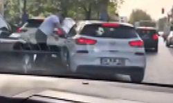 İstanbul - Ataşehir'de trafik kavgası: Aracı kavga ettiği kişinin üzerine sürmeye çalıştı