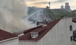 İstanbul- Esenyurt'ta 5 katlı binada yangın paniği
