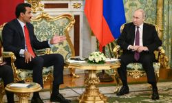 Rusya Devlet Başkanı Putin ve Katar Emiri Al Sani Moskova'da bir araya geldi
