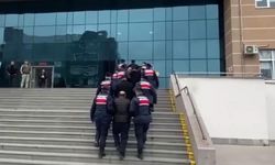 Sosyal medyada tuzağa düşürdükleri kişilere şantaj yapıp 8 milyon TL kazanç sağlayan 5 şüpheli tutuklandı