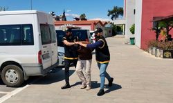 Taşlı sopalı 'aracıma çarptın' kavgası; 1 ölü, 2 yaralı