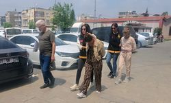 Apartman dairelerine girip, 925 bin liralık altın çaldılar