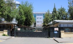 Ev hapsini, darbettiği boşanma aşamasındaki eşine tahsis edilen evde geçirecek