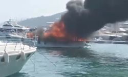 Fethiye'de marinada demirli motoryatta yangın