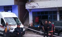 İş yerinin önünde bekleyen akraba 2 kişi, cipin çarpmasıyla öldü