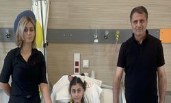 Kendisine çarpan otomobilin altından çıkarılıp 'entübe' edilen liseli Sena, sağlığına kavuşuyor