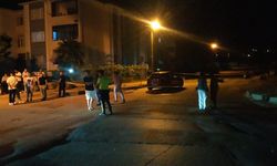 Kocaeli'de otomobilin çarptığı motosikletteki baba öldü, oğlu ağır yaralandı