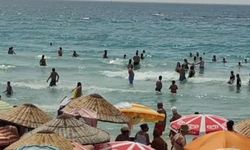 Kuşadası'nda denize giren 2 kişi boğuldu