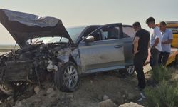 Niğde'de 2 otomobil çarpıştı; 1 ölü, 1 yaralı
