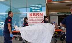 3 katlı apartman inşaatında iskeleden düşen bina sahibi ağır yaralandı