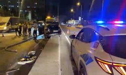 İstanbul - Arnavutköy’de otomobil elektrik direğine çarptı: 1’i çocuk 2 yaralı