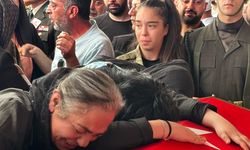 İstanbul- Şehit Piyade Sözleşmeli Er Gültekin cenazesi evinden alındı  / Ek görüntü