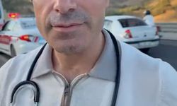 Kazada yaralanan motosiklet sürücüsüne ilk müdahaleyi yoldan geçen doktor yaptı