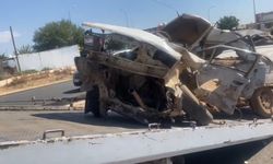 Şanlıurfa'da otomobiller çarpıştı: 1 ölü, 2 yaralı
