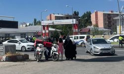 Ticari taksi ile motosiklet çarpıştı: Karı-koca hayatını kaybetti