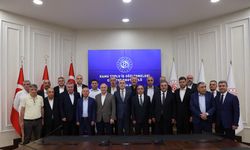 Kamu işçisine zam görüşmelerinde protokol imzalandı / Ek fotoğraflar