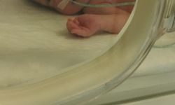 17 günlükken küvezden düşen Süleyman bebeğe serebral palsi taşhis konuldu, ailesi şikayetçi oldu / Ek fotoğraflar