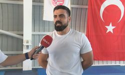 Amcasının yönlendirmesiyle başladığı boksta 3 madalya kazandı, milli takıma davet edildi