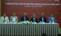 Bakan Ersoy: Turizm alanında rekorlar kırmaya başladık