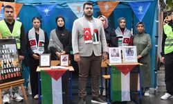 Gazze'de ölen çocuklar için caddeye boş okul sıraları konuldu